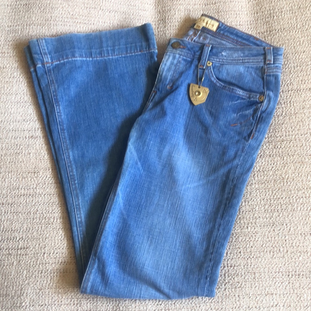 New J & Company Jeans